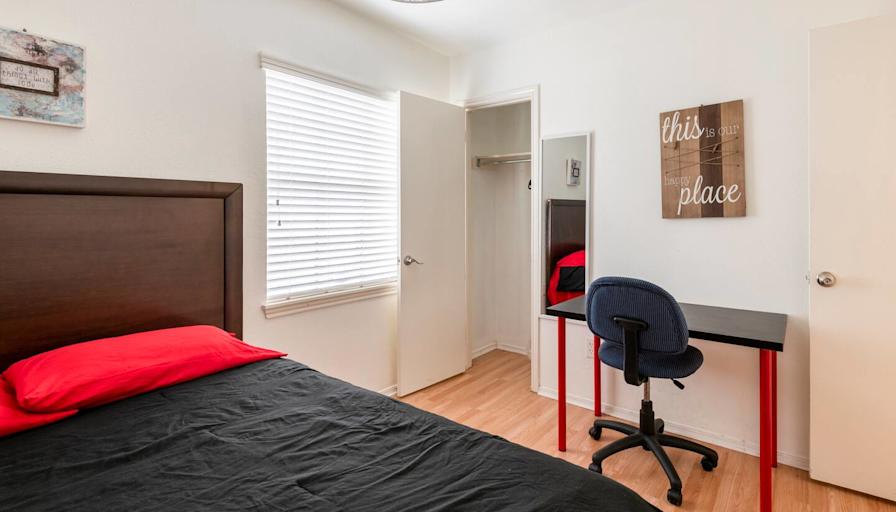 Harry's room