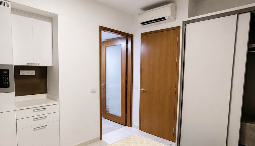 Henrick's room