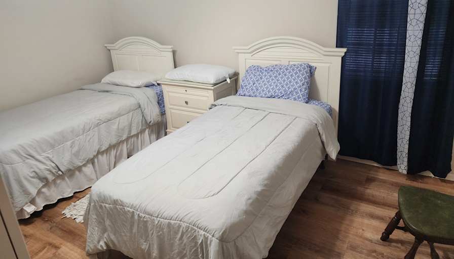 kenneth johnson's room