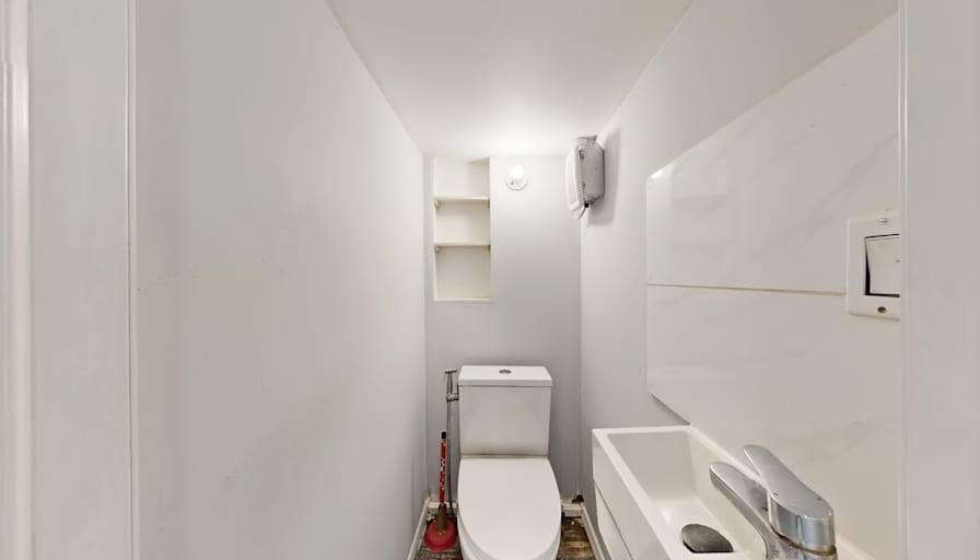 Mohammed's room