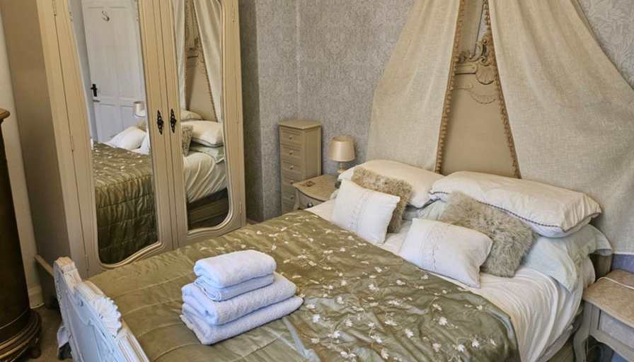 Anne's room