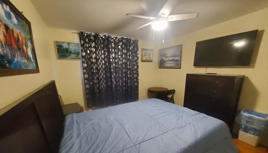 Jason Bryan, Realtor's room