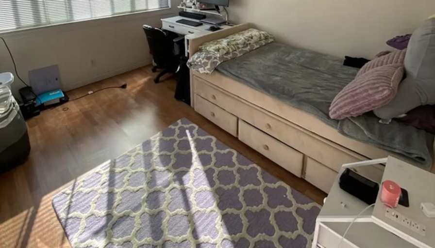 Alice's room