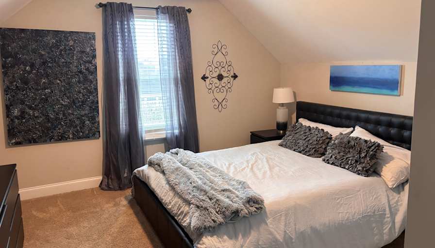 Donna's room