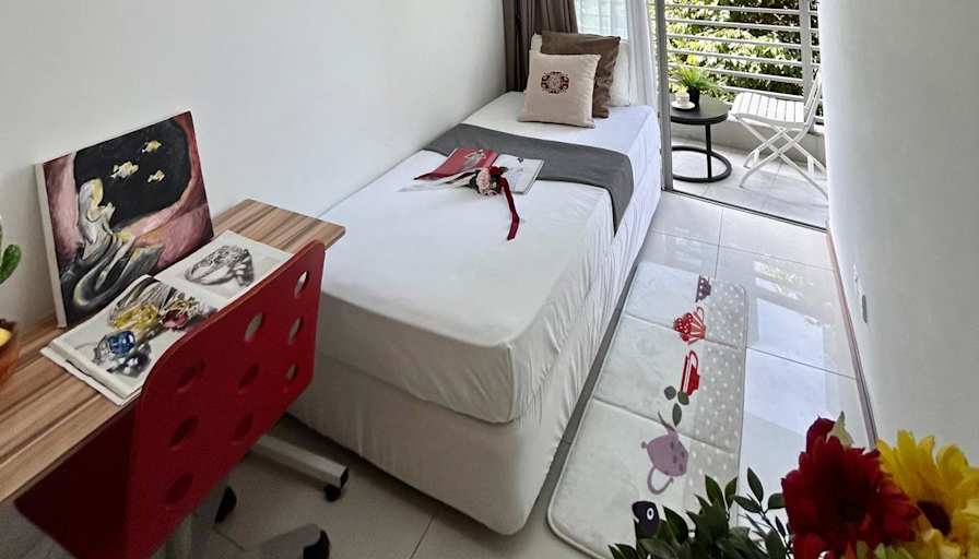 VVA EI's room