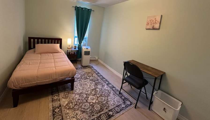 Minh's room