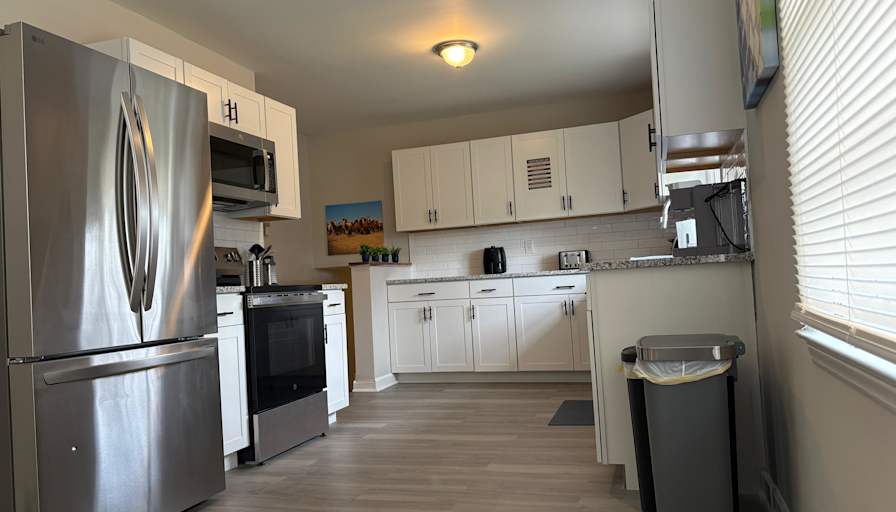 Dynamic Edge Property Solutions's room