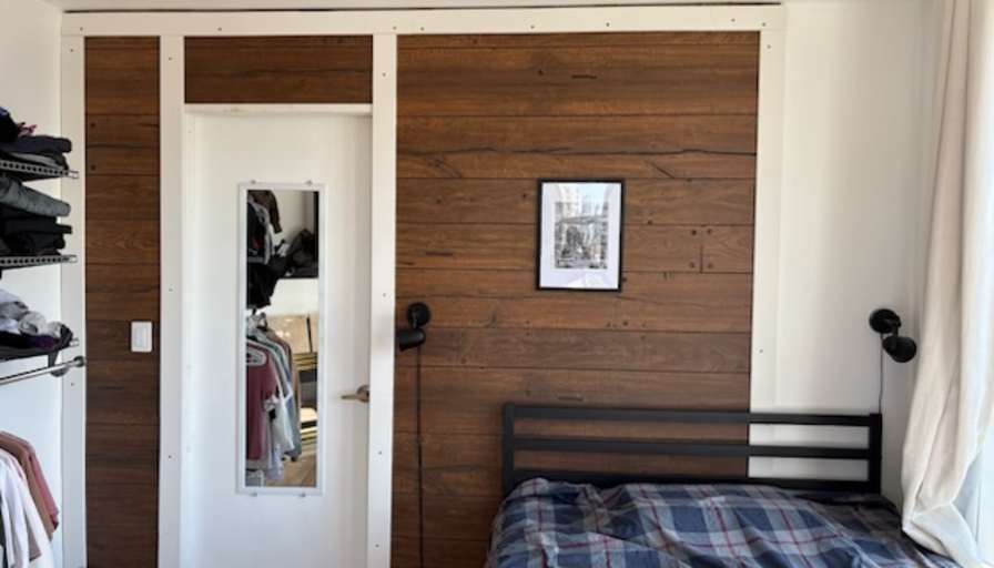 Keish's room