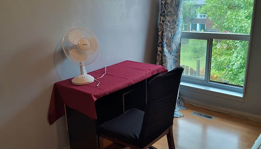 Xian's room