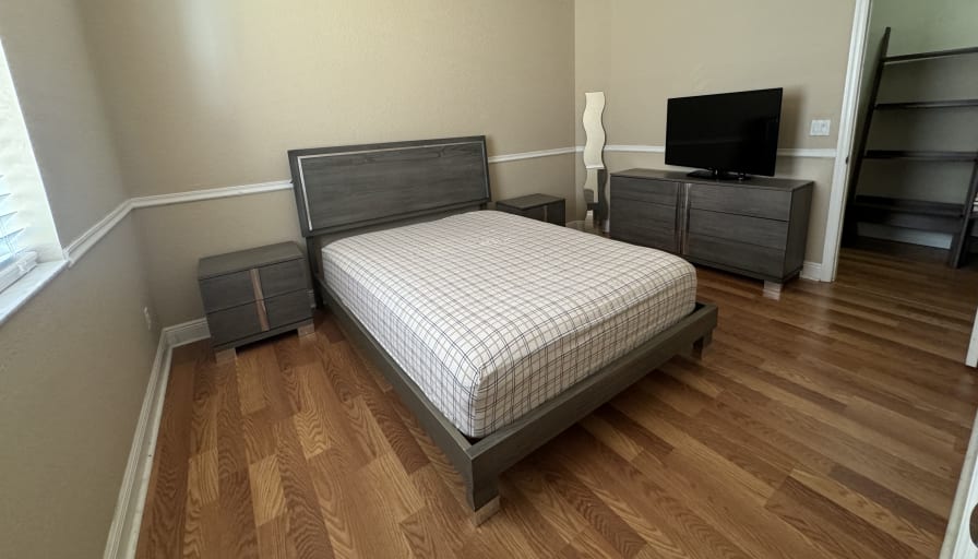 Jennifer's room