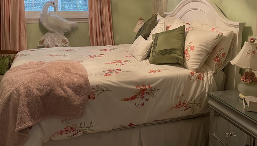 Jennifer's room
