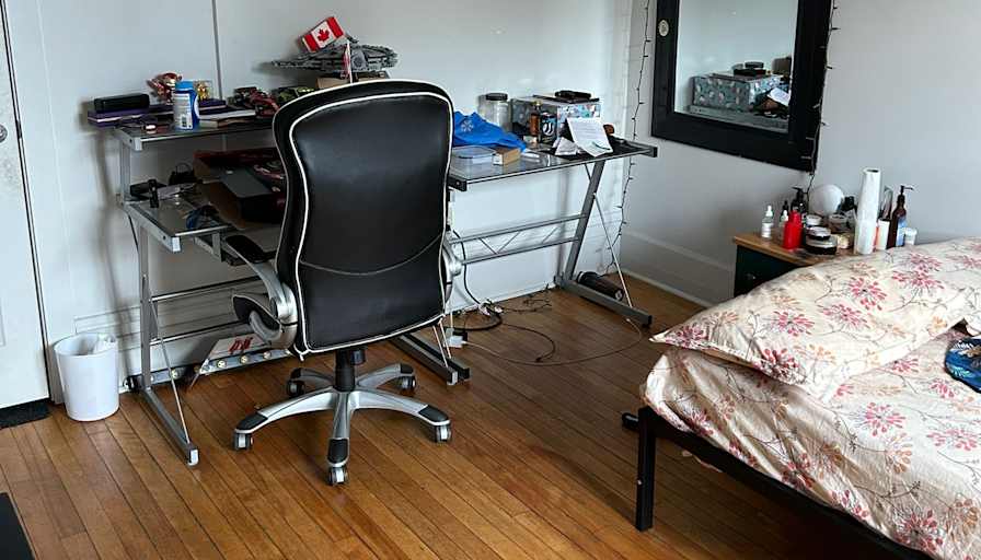 Sakshar Saha's room