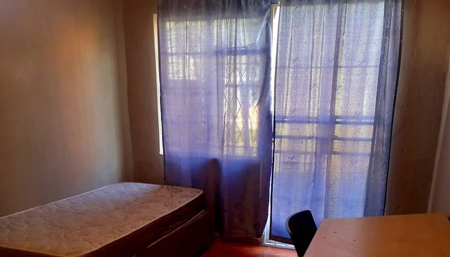 Zinhle's room