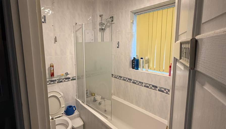 Salman's room