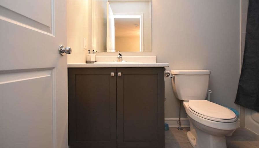 Rent In Ottawa Property Management Inc's room