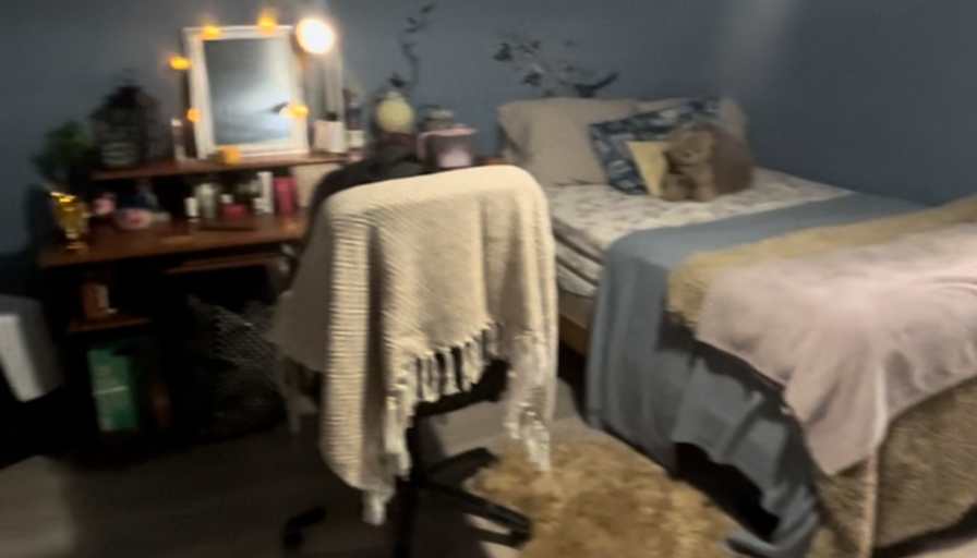 zainab's room