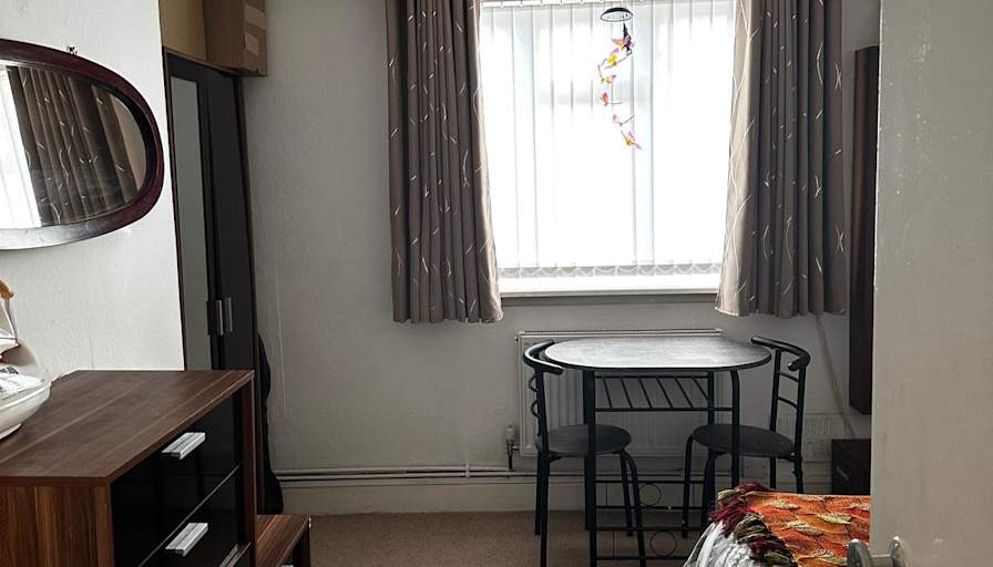 Anne's room