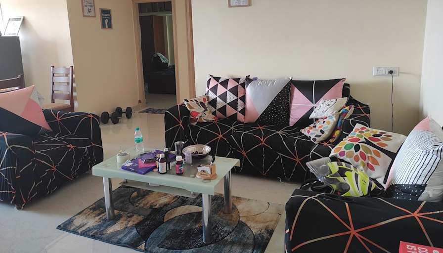 selva kumar's room
