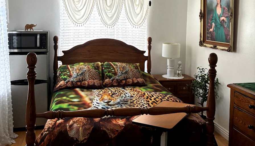 Vickie's room