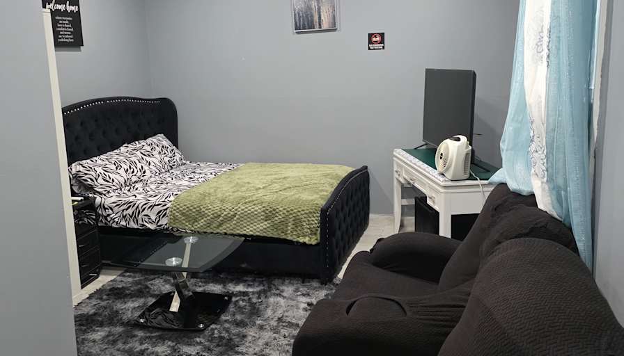 Sandra  N's room