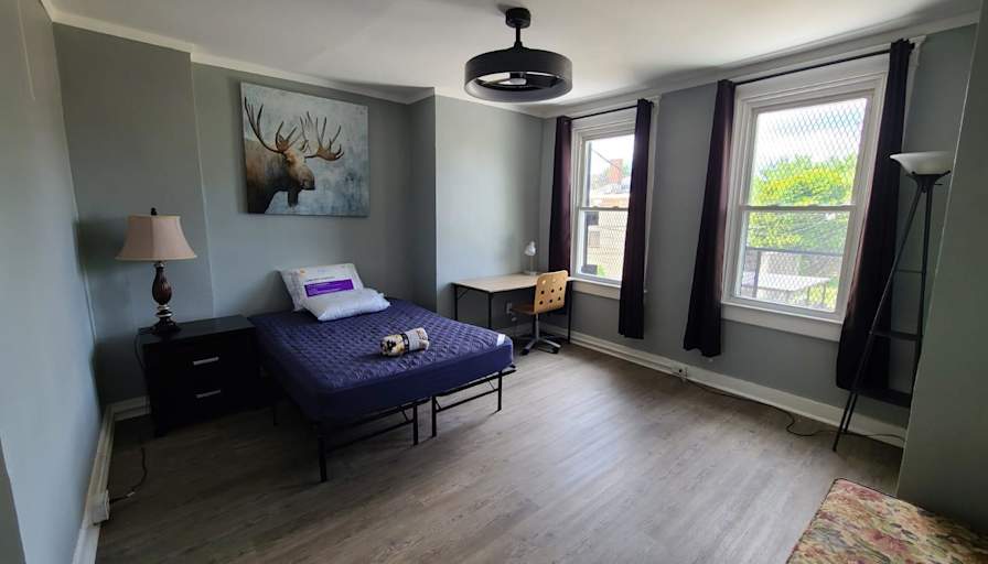 PadSplit's room