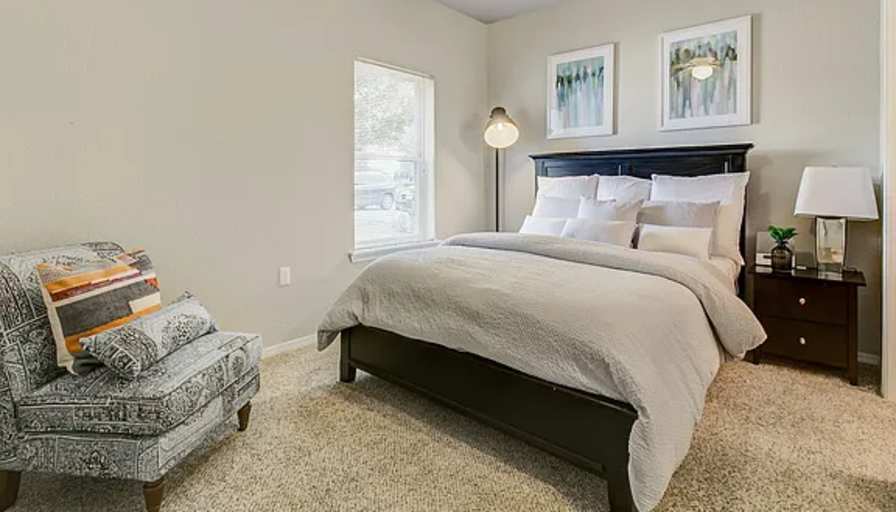 Crystal's room