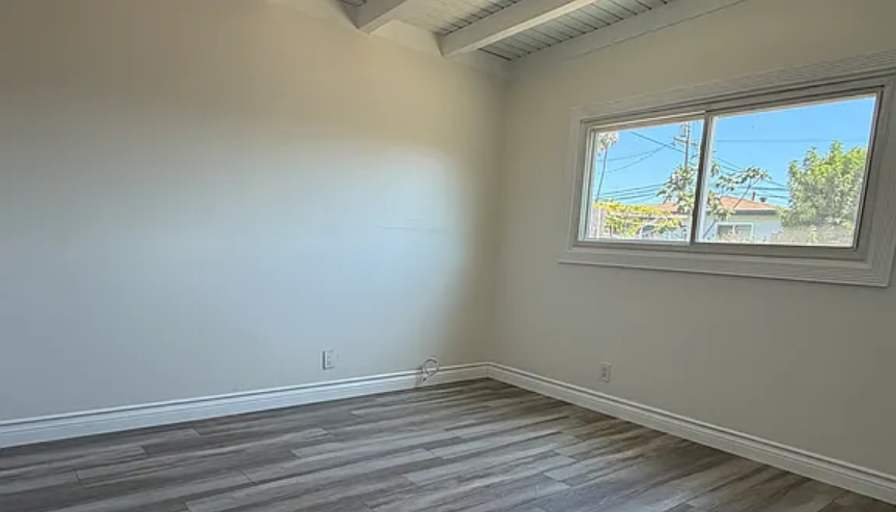 Boworn's room