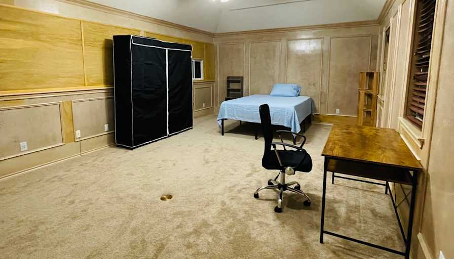 KHANH's room