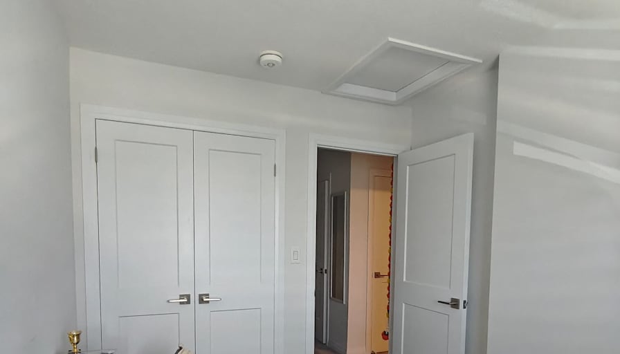 Tarun's room