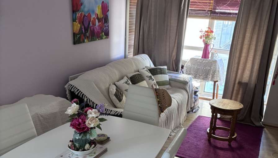 Loni's room