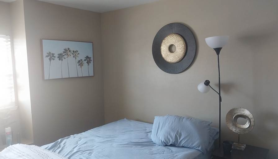 Perris ca's room