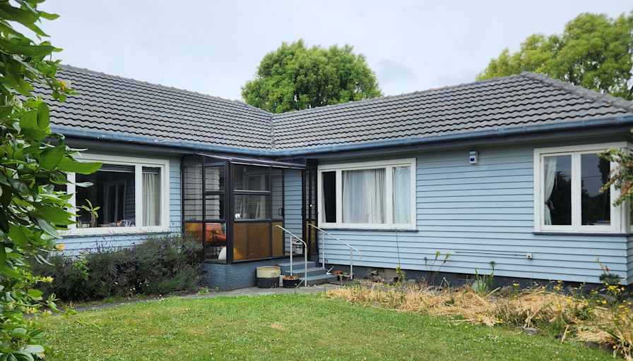 Unfurnished room with ensuite in a house · Grahams Road, Bryndwr, Canterbury 8053-1