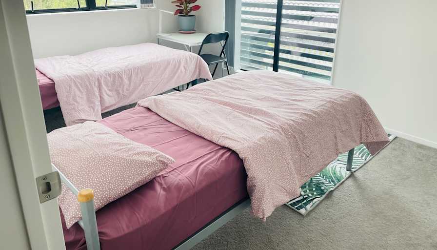 Ela's room