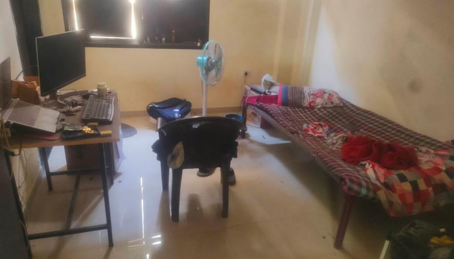 Divyanshu's room