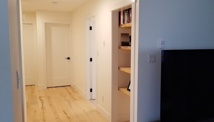 Guesch's room