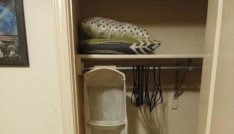 Thomas's room