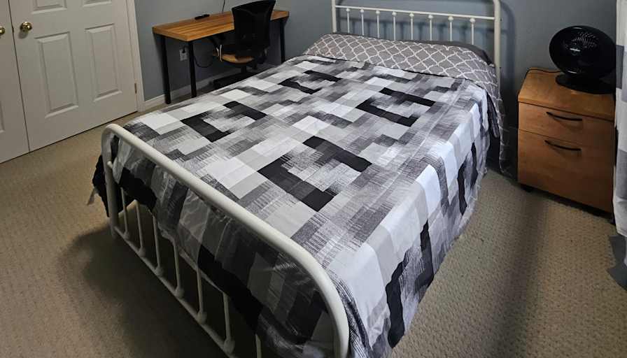 Clarizz's room