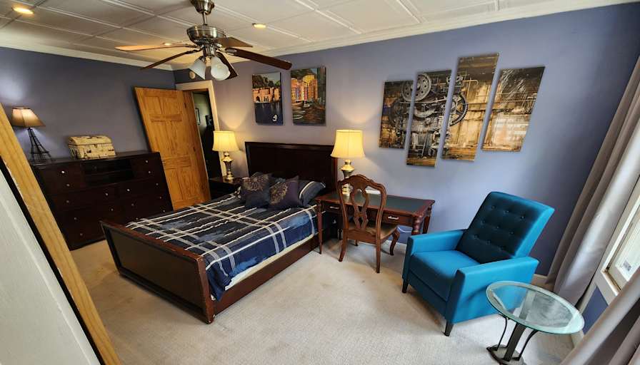 wdrinshed's room