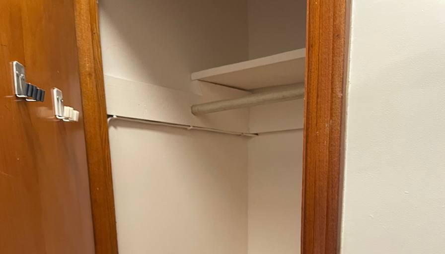 Aida's room