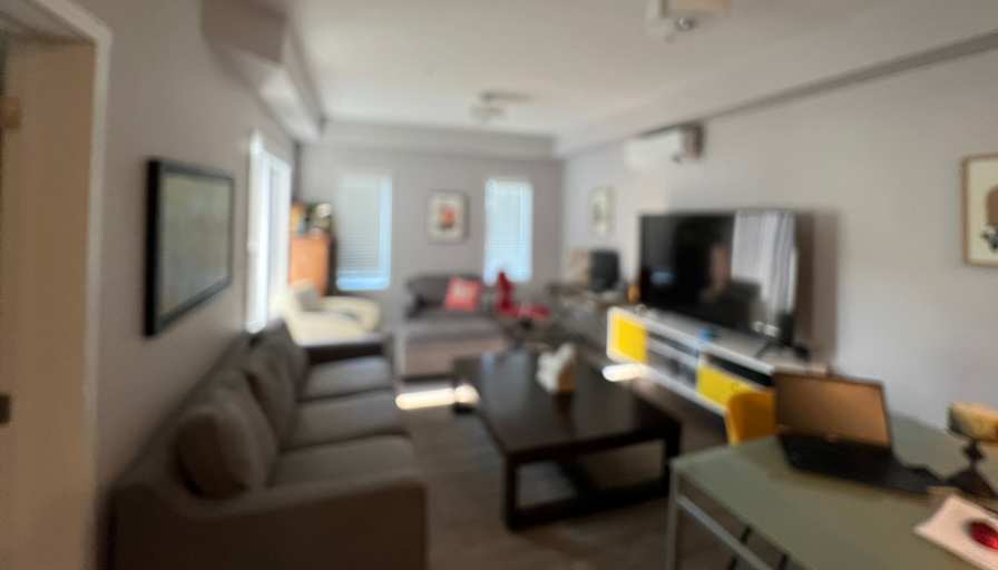 Payam's room