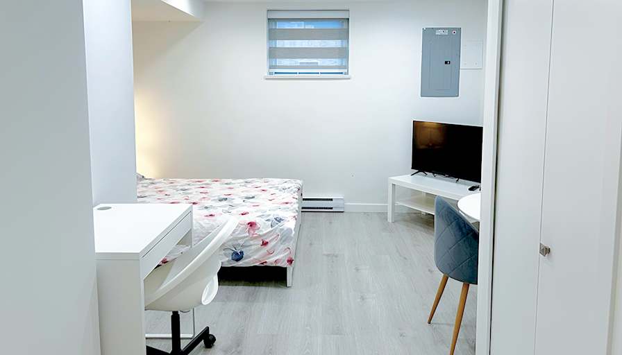 Shahram's room