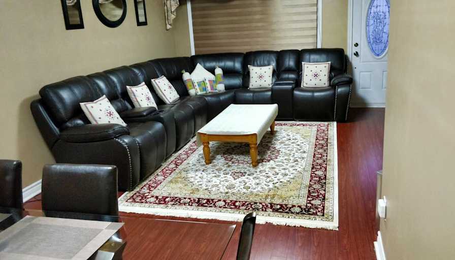 Sandeep Sawhney's room