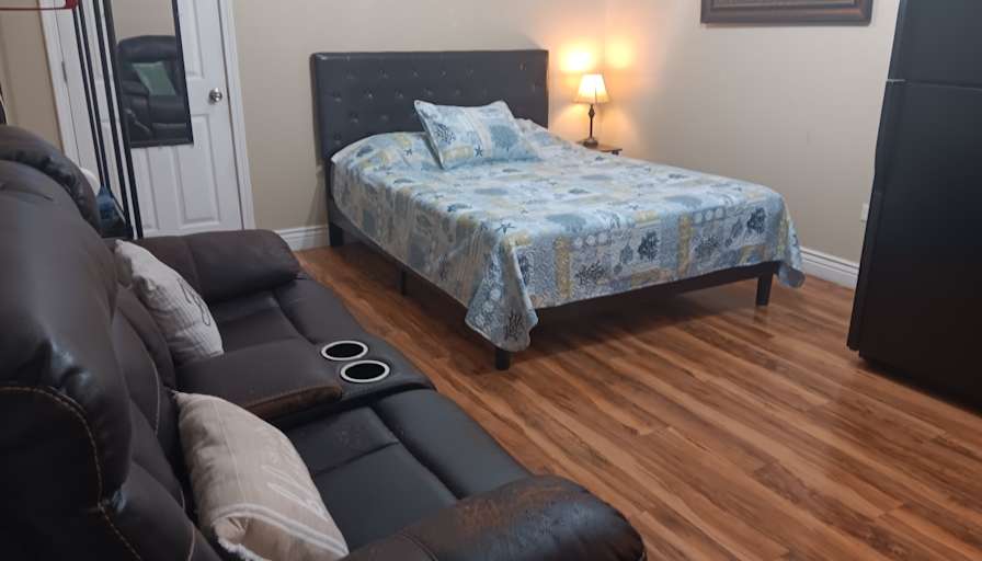 Erik's room