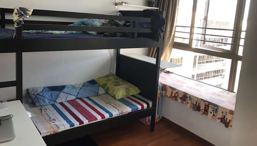 CAIHUA YANG's room