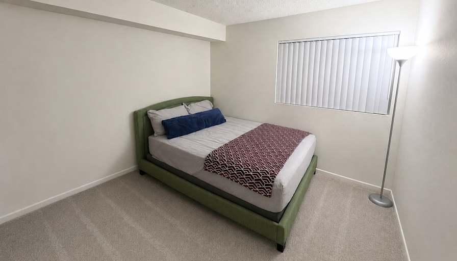 Ahkar's room