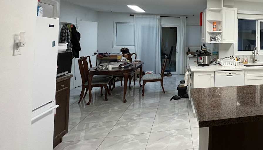 Jenny's room