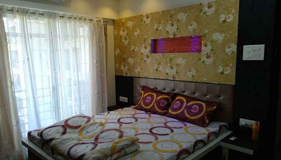Meera Liz's room