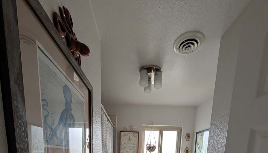 Kim Yarnes's room