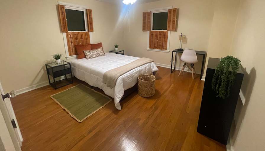 Lotus Consulting and Management LLC's room