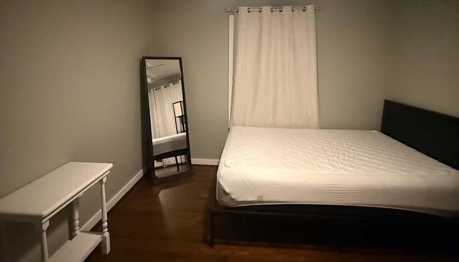 Nubia's room